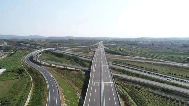 鹤峰高速公路最新进展，迈向连接未来的关键步伐