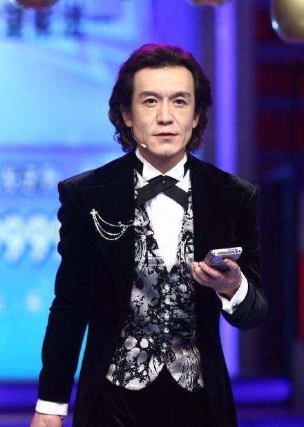 李咏最新主持的节目，探索与创新的精神