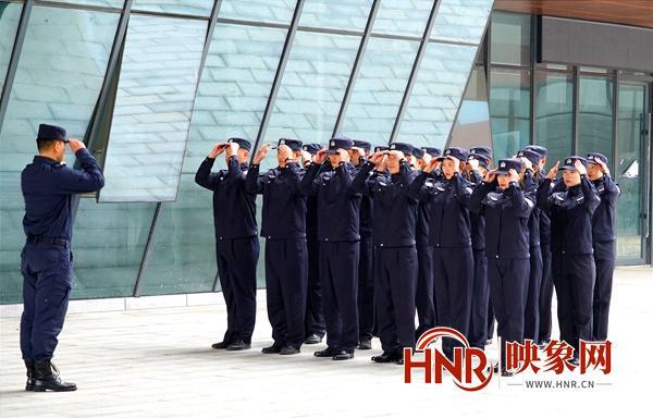 公安厅万书君的最新动向，一位公安精英的崭新征程