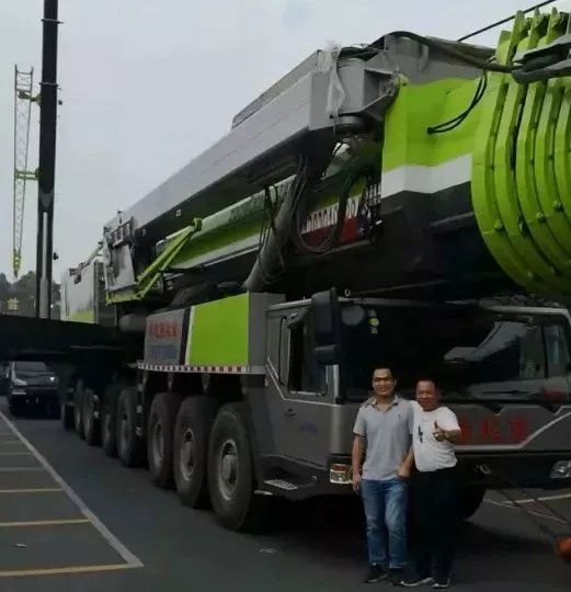 三一吊车25吨最新款，五节臂技术的卓越之作