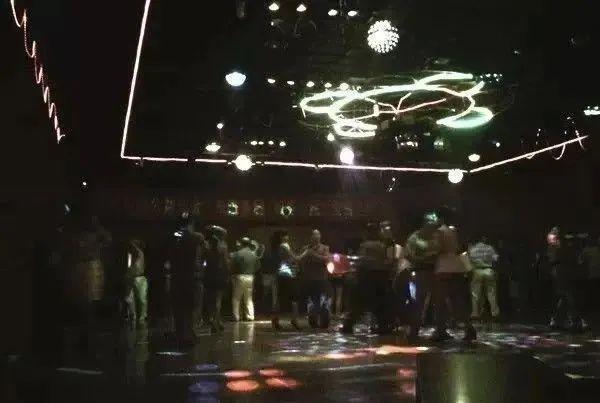 成都市砂舞厅最新位置，探索城市夜生活的热门场所
