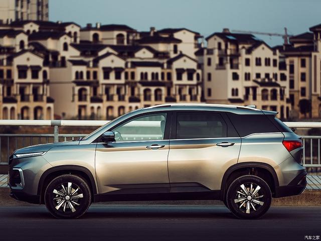 长安最新款SUV CS95，精工细琢，超越期待