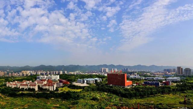 重庆大学城最新动态，蓬勃发展的教育热土
